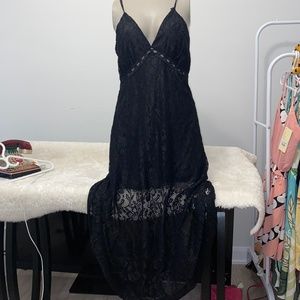 black lace evening dress